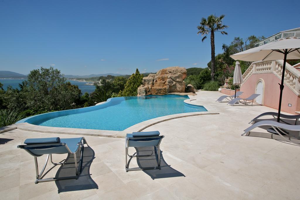 Villa La Croisette 생트막시메 객실 사진